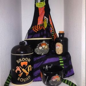 Hocus pocus kitchenware set